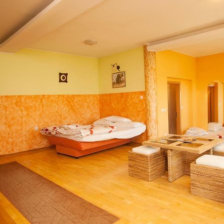 Guest House Celan Spodnja Hajdina Bagian luar foto