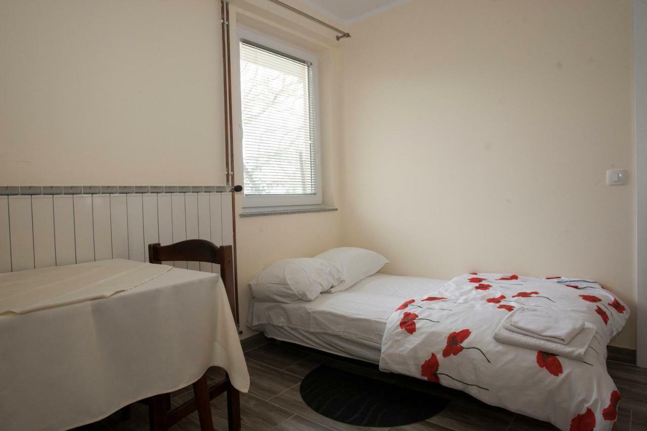 Guest House Celan Spodnja Hajdina Bagian luar foto